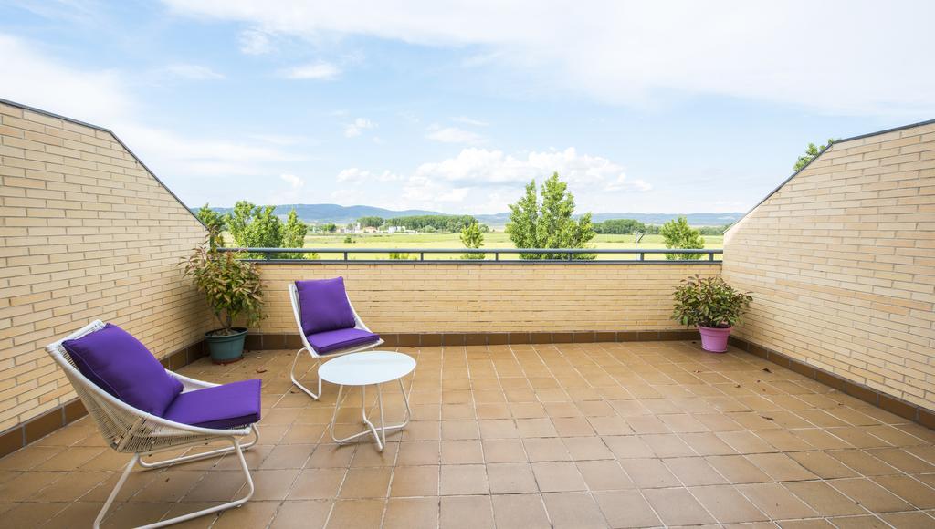 Casarosaenea Villa Olite Bagian luar foto