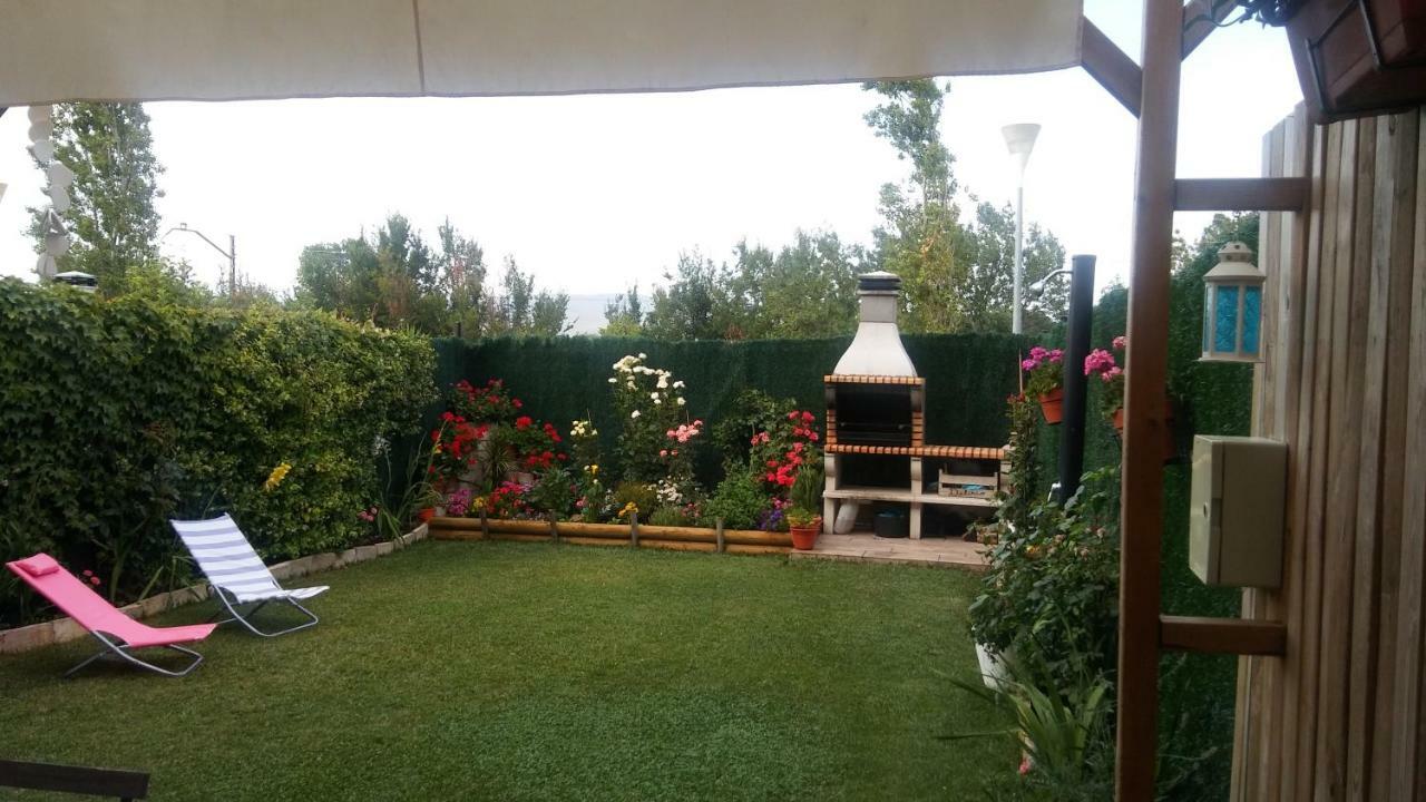 Casarosaenea Villa Olite Bagian luar foto
