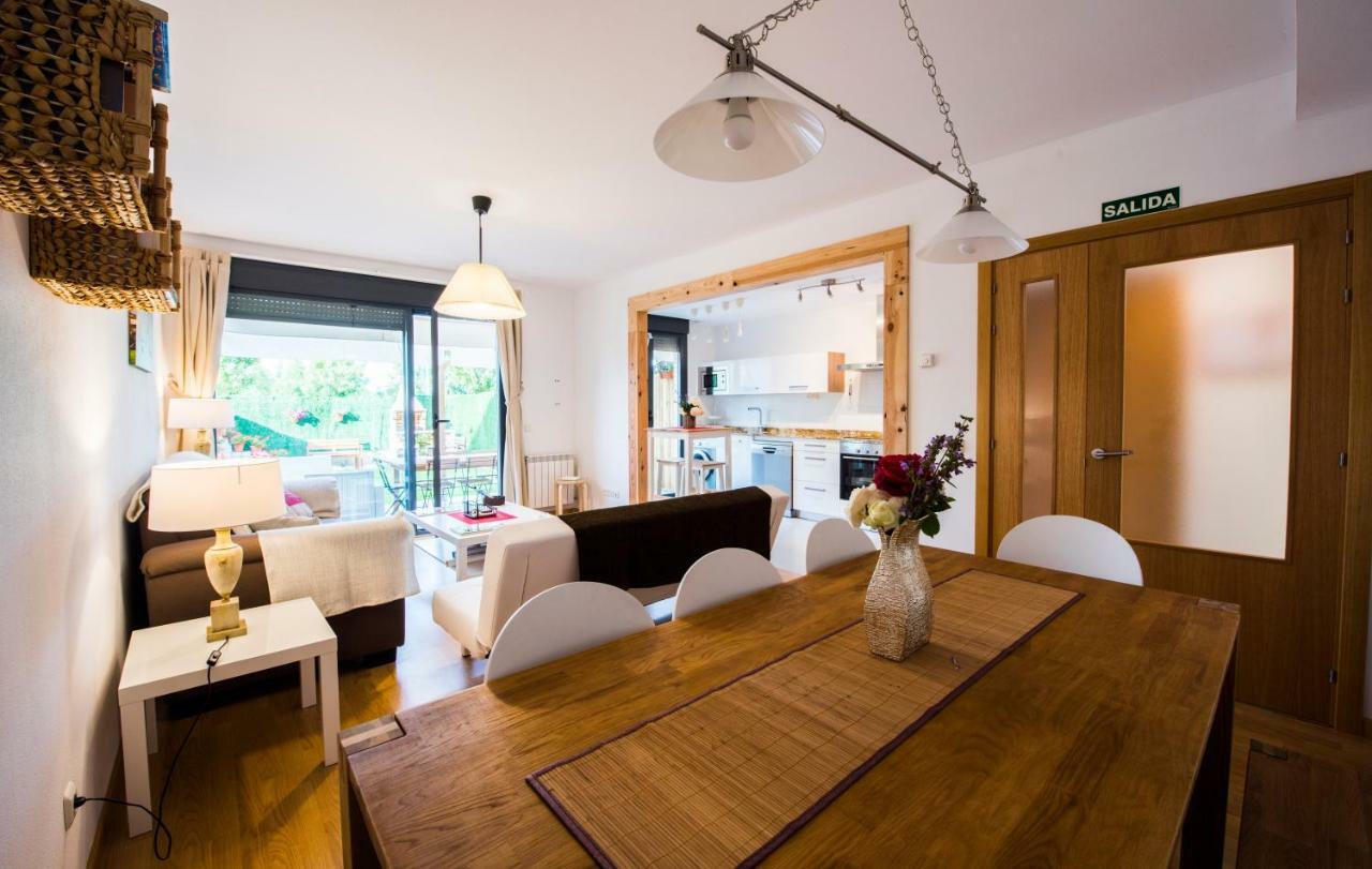 Casarosaenea Villa Olite Bagian luar foto